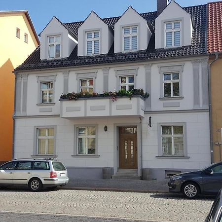 Fewo Am Marktplatz II Eisenhüttenstadt Exterior foto
